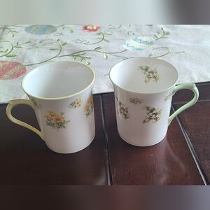 Pair of Royal Dover Bone China made in England cups🐣